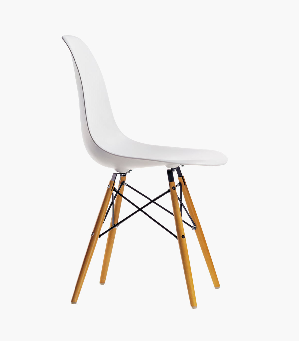 Vitra — Eames Plastic Side Chair